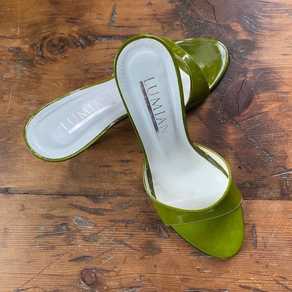 Lumiani Green Patent Leather Slide Sandals 7 - Picture 5 of 5